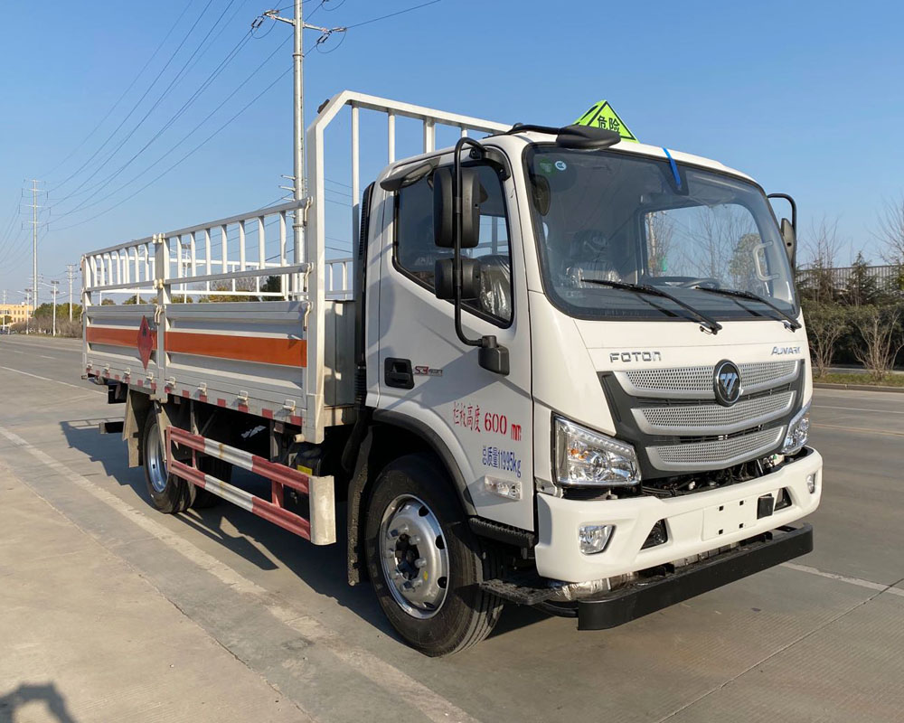 楚勝牌CSC5128TQPB6型氣瓶運(yùn)輸車
